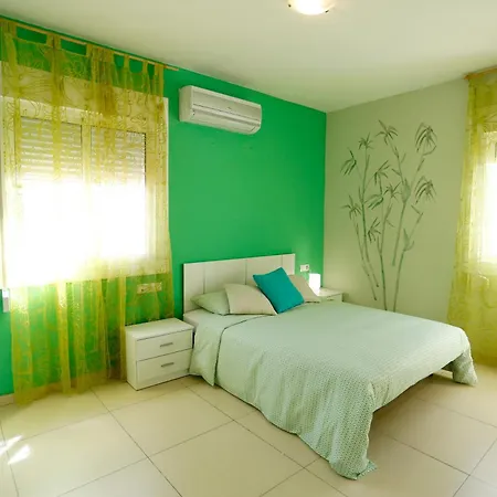 Hortencia Apartment *